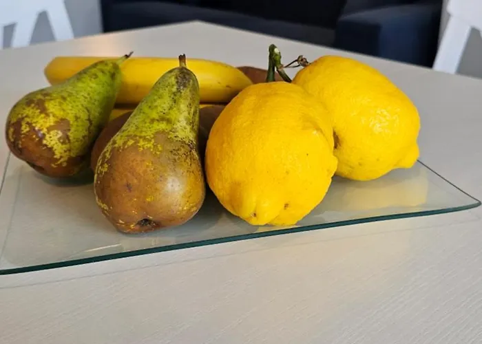 Nanninella A Mare * Ίσκια